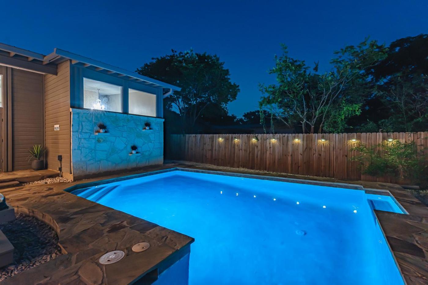 Serene Pool & Firepit In Stunning Home By Airport San Antonio Exterior foto