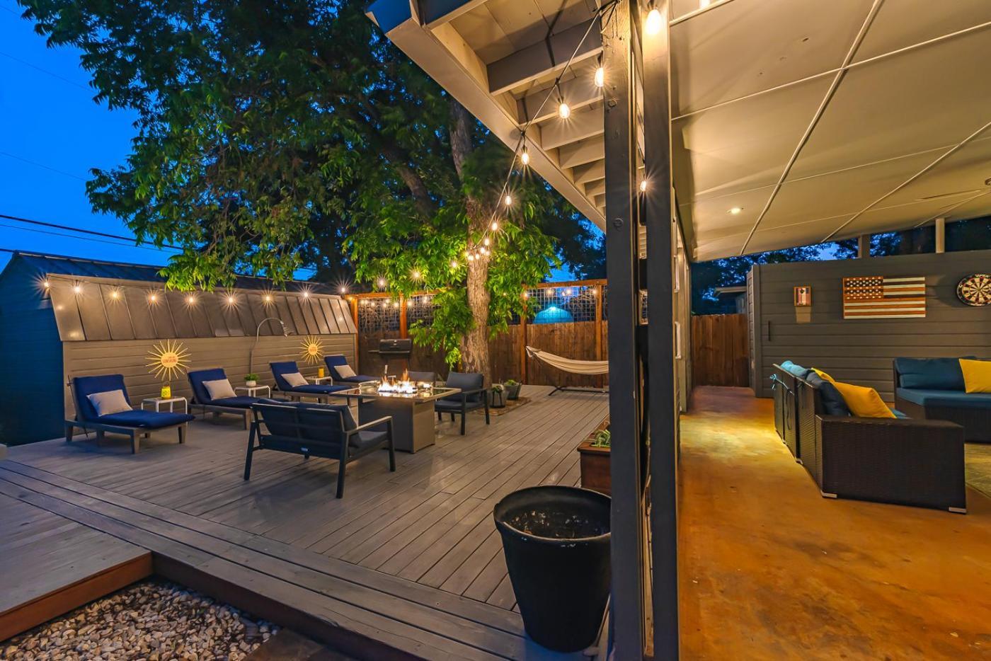 Serene Pool & Firepit In Stunning Home By Airport San Antonio Exterior foto