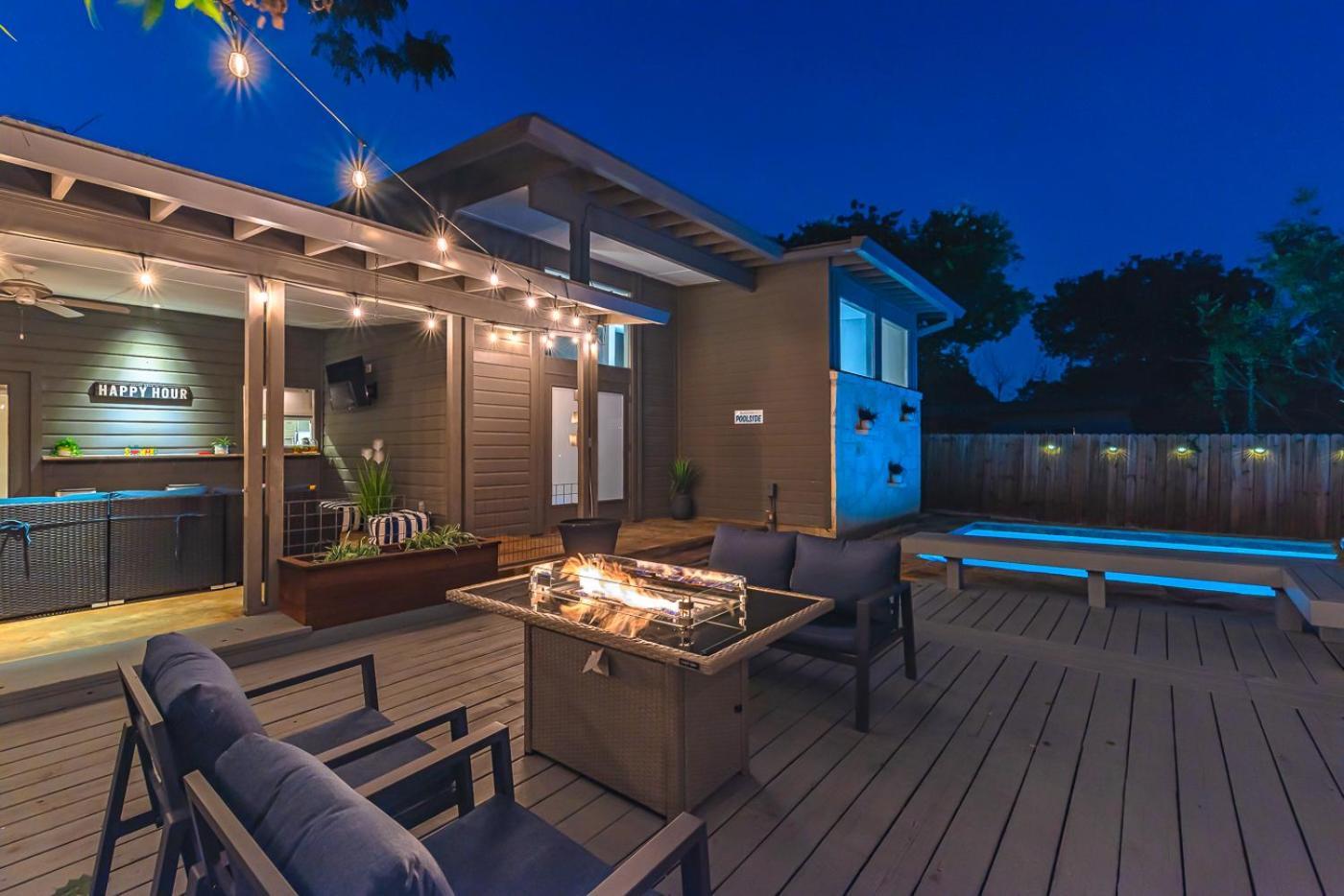 Serene Pool & Firepit In Stunning Home By Airport San Antonio Exterior foto